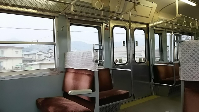 普通電車 トイレ どこ