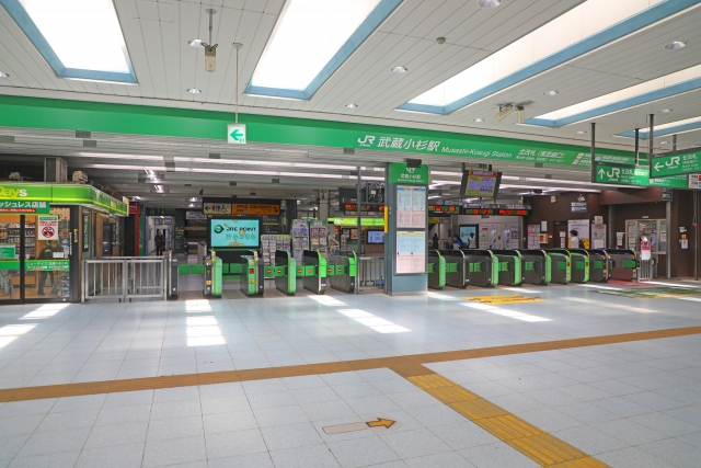 改札内 買い物だけ