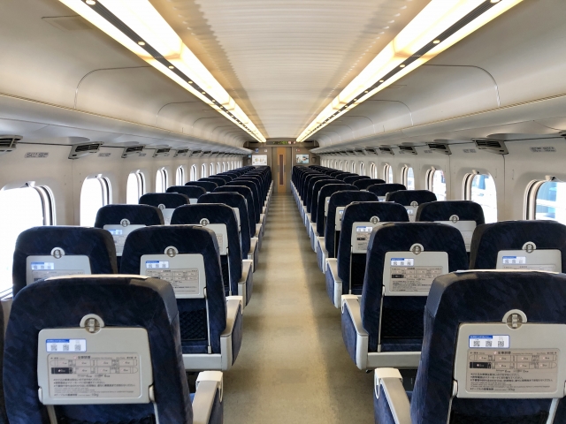 新幹線 車掌どこ